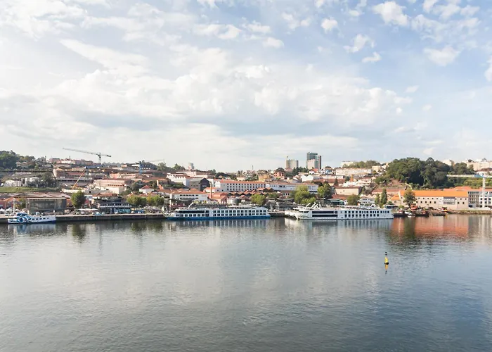 1872 River House By Olivia Konukevi Porto