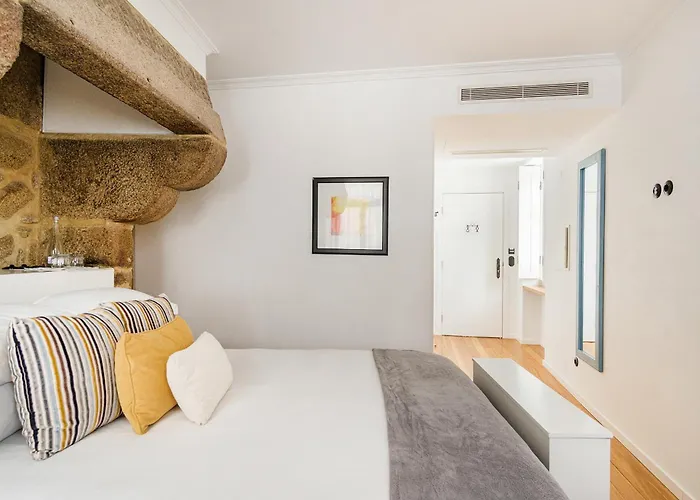 1872 River House By Olivia