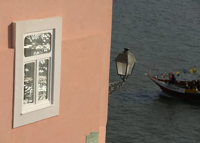 1872 River House By Olivia Konukevi