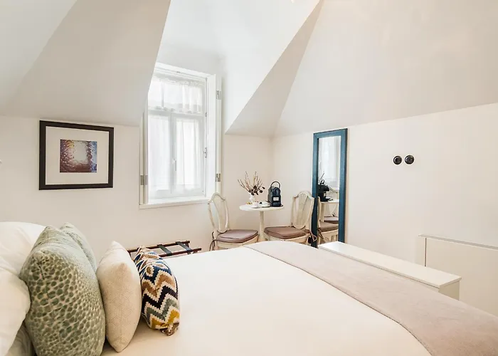 1872 River House By Olivia Gasthof