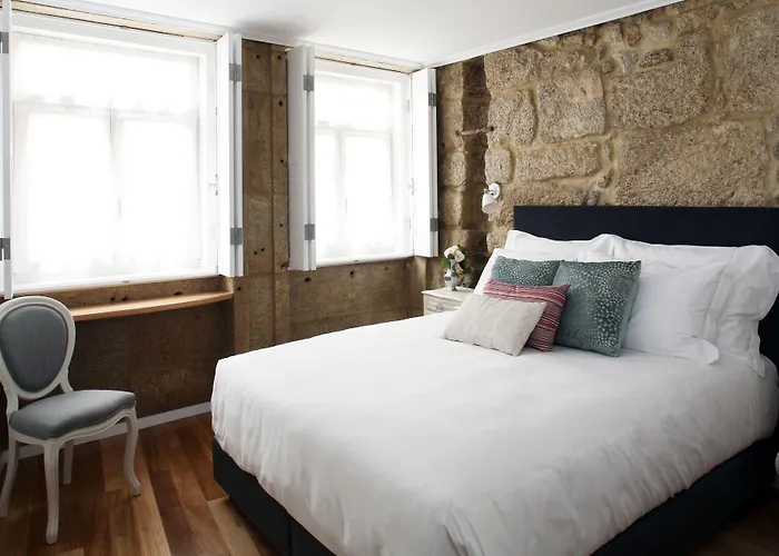 1872 River House By Olivia 4*