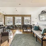 1872 River House By Olivia 4* Porto