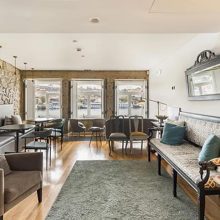 1872 River House By Olivia 4* 포르투