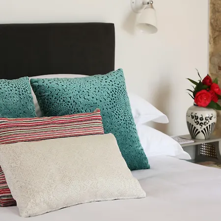 1872 River House By Olivia 4*