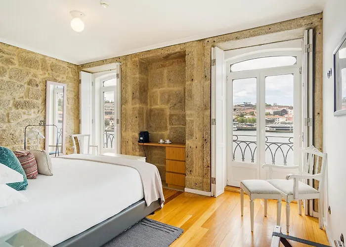 1872 River House By Olivia 4*