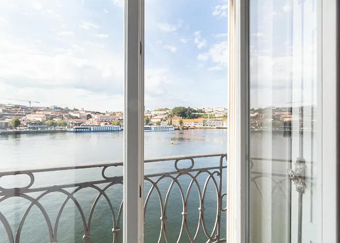 1872 River House By Olivia 4*