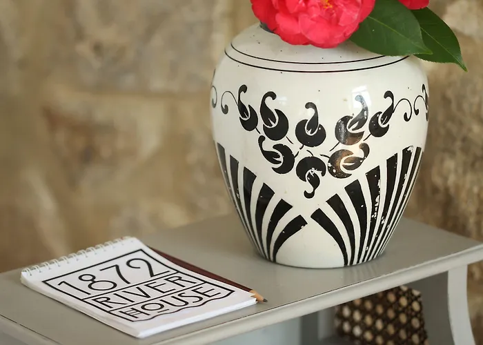 1872 River House By Olivia Pensionat 4*