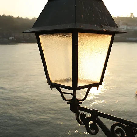 1872 River House By Olivia Penzion 4*