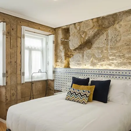 1872 River House By Olivia