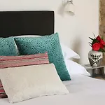 1872 River House By Olivia 4*