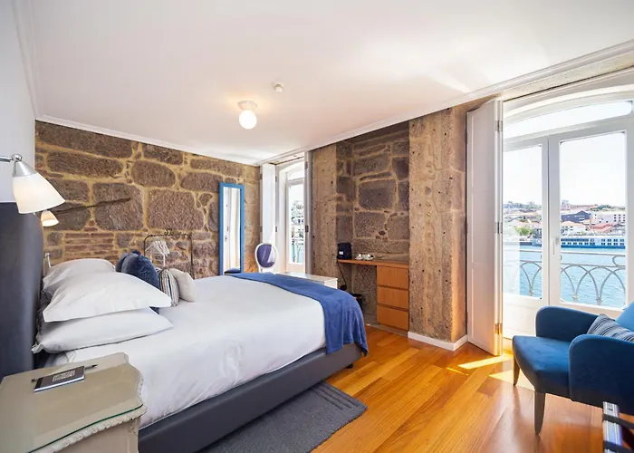 1872 River House By Olivia Oporto